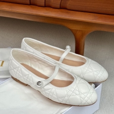 Christian Dior Low Shoes